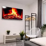 Royale Business With 4 Bedrooms&parkplatz&balkon, Beds In Large Size 120cm Netflix Premium, Zentral Zu Audi Und Schwarz Gruppe Bad Friedrichshall