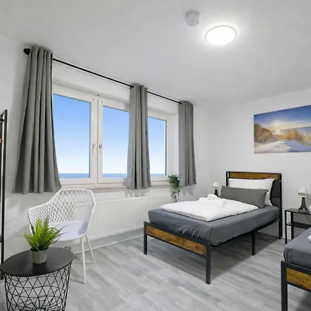 Stn Royale - Mit 4 Schlafzimmer, 8 Big Beds, Parkplatz & Balkon, Highspeed Wlan, Netflix Premium, Zentral Zu Audi & Schwarz Gruppe Apartamento *